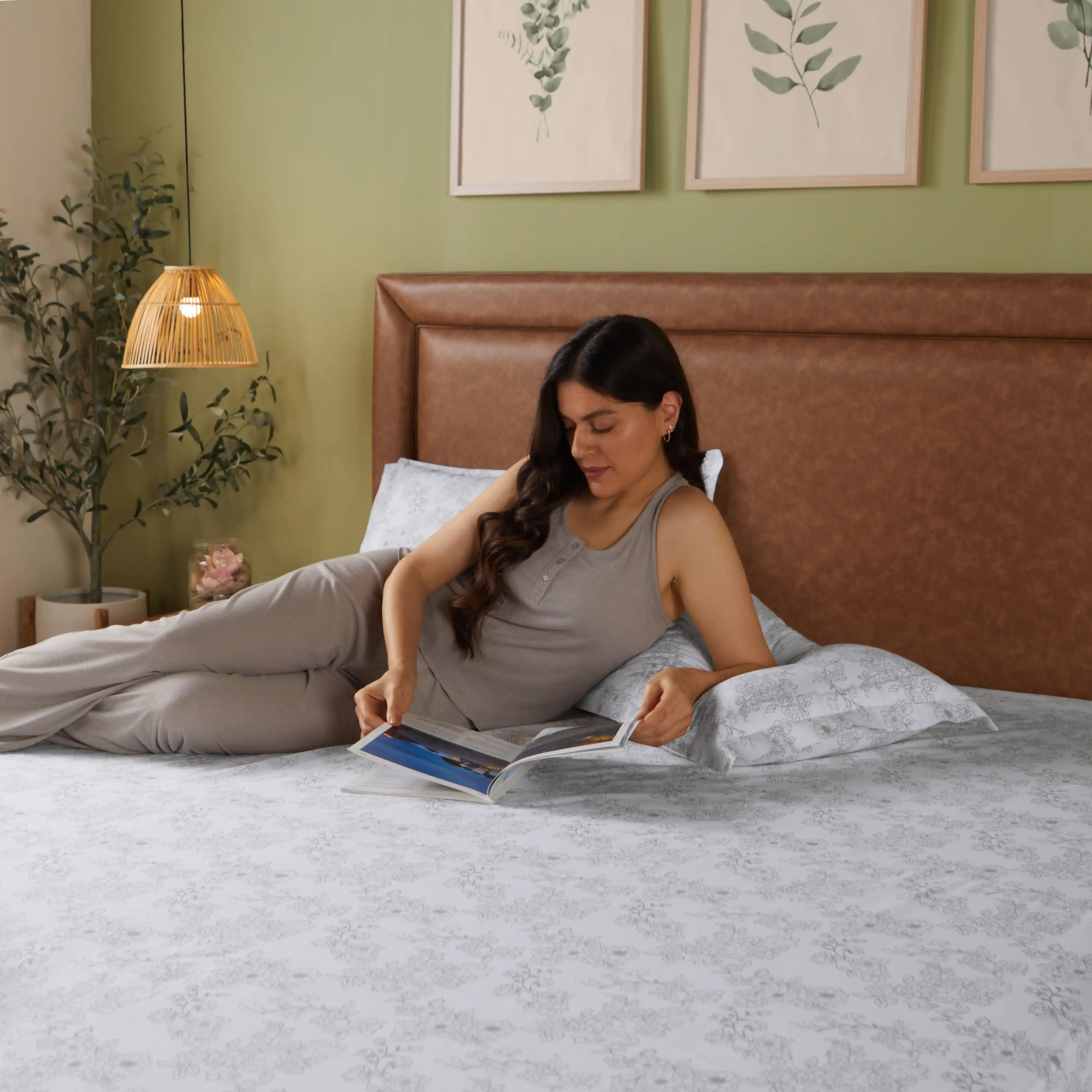 Bloomshire Classic | Everyday Charm Printed Cotton Bedsheet Set-Grey - Image 3