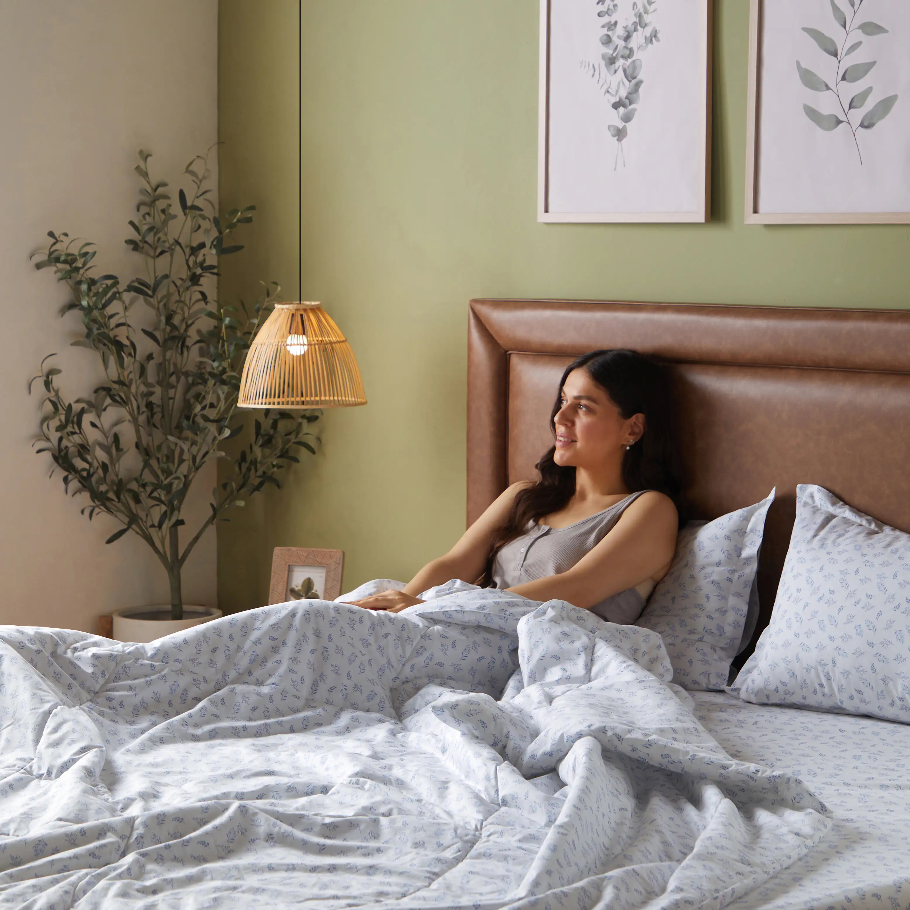 Bloomshire Classic | Everyday Charm Printed 120GSM Reversible Comforter-Purple - Image 3