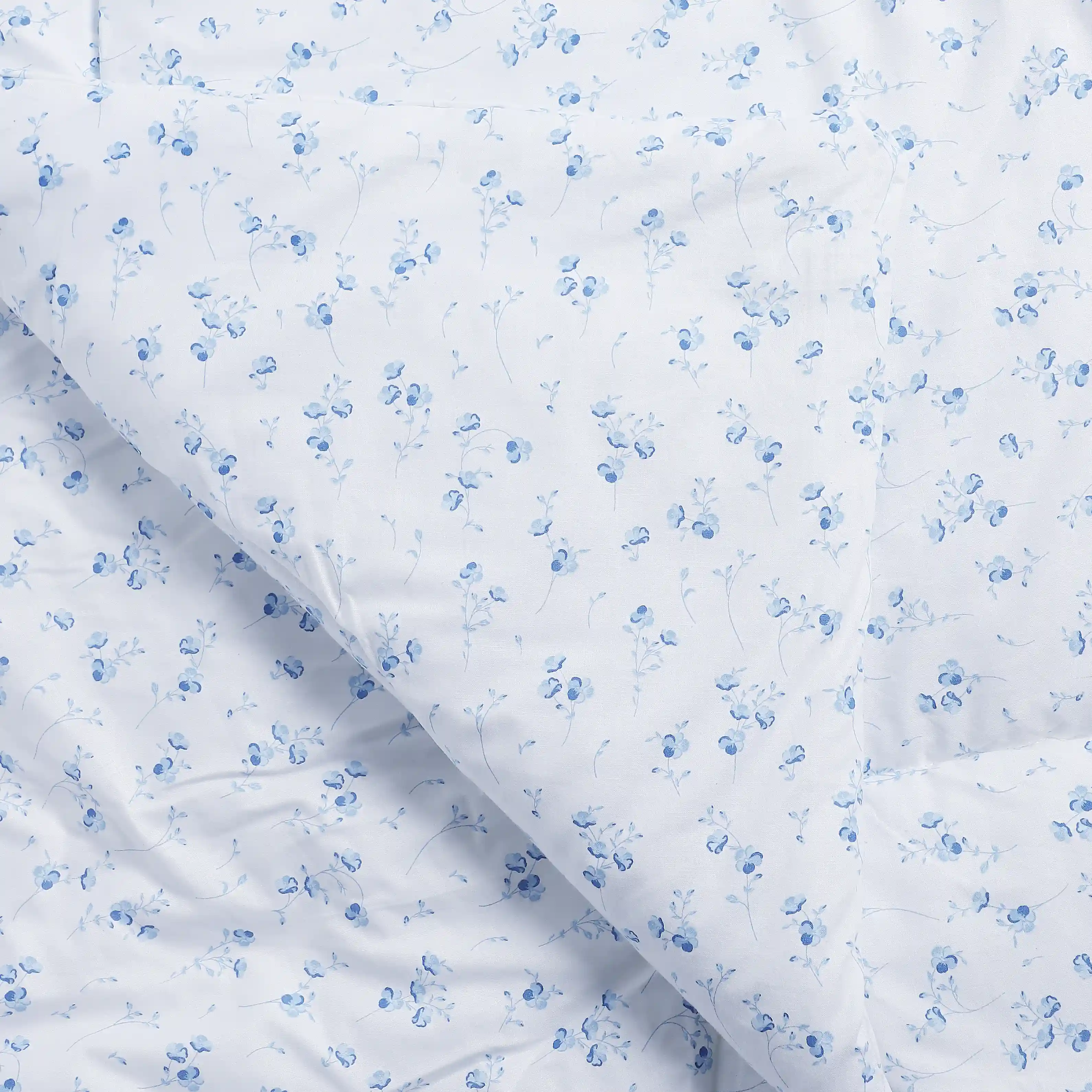 Bloomshire Classic | Everyday Charm Printed 240GSM Reversible Comforter for Extra Warmth-Ocean Blue - Image 5