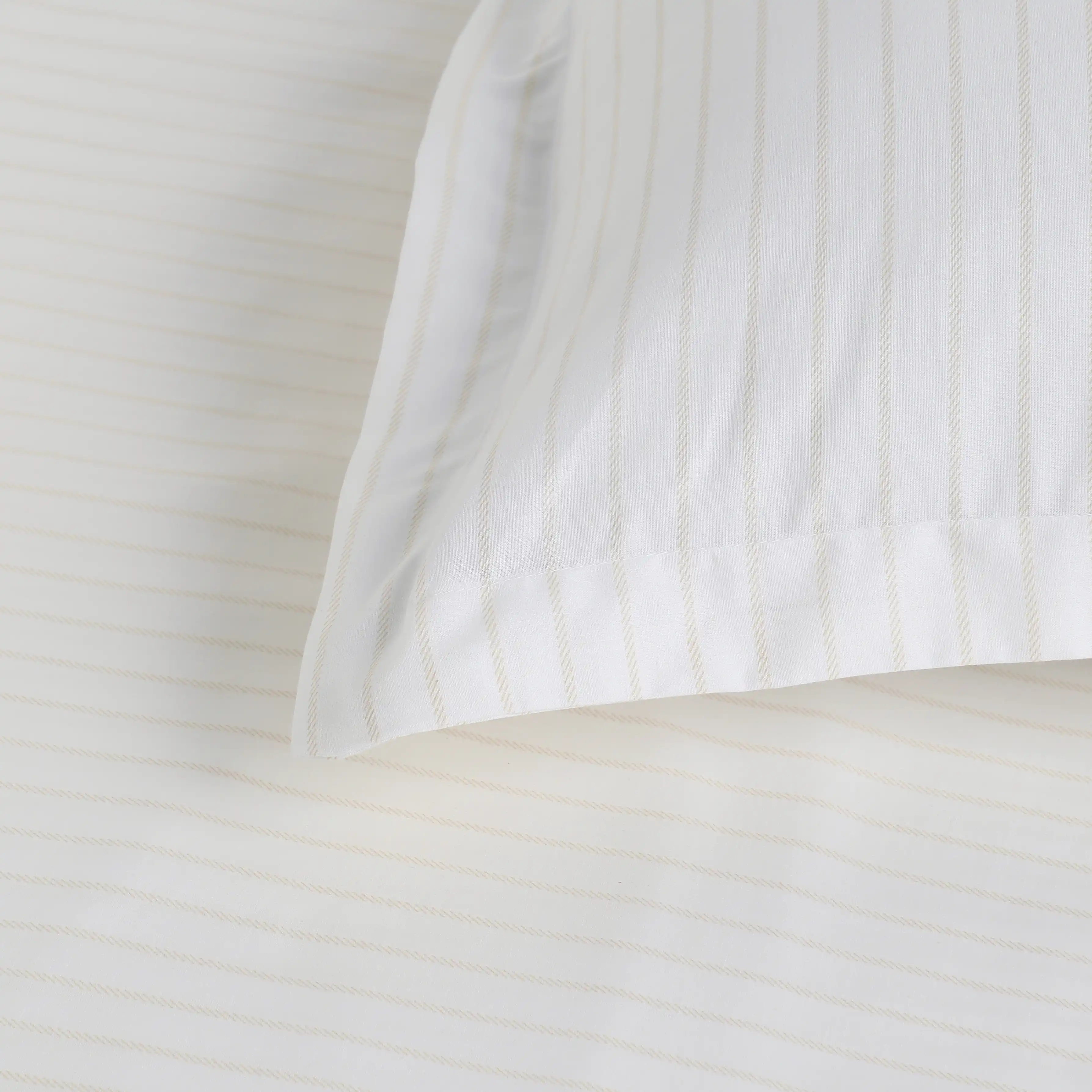 Bloomshire Classic | Everyday Charm Printed Cotton Fitted Sheet Set-Salmon - Image 20