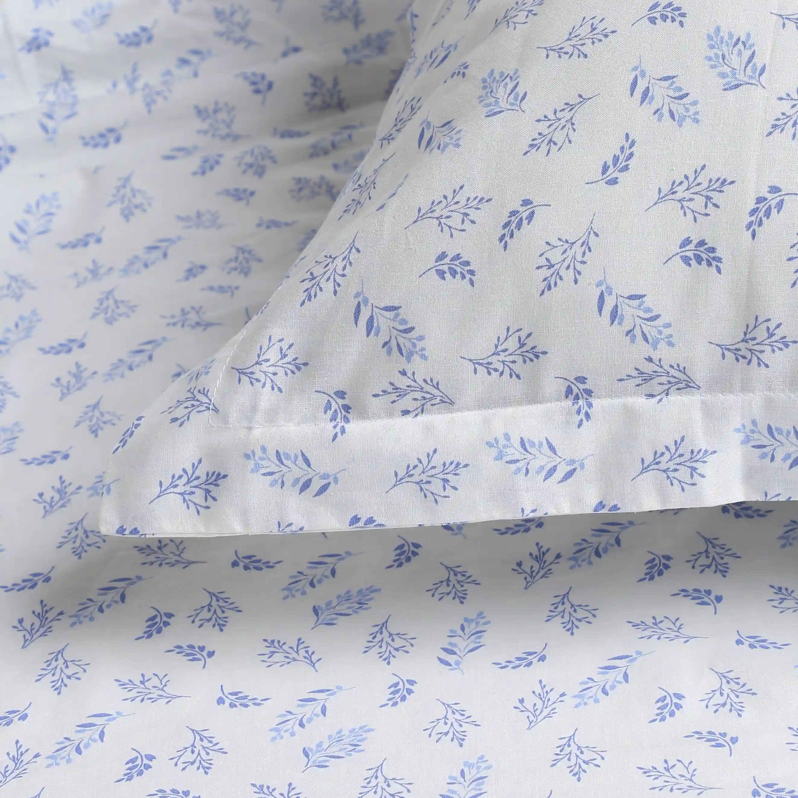 Bloomshire Classic | Everyday Charm Printed Cotton Fitted Sheet Set-Salmon - Image 55