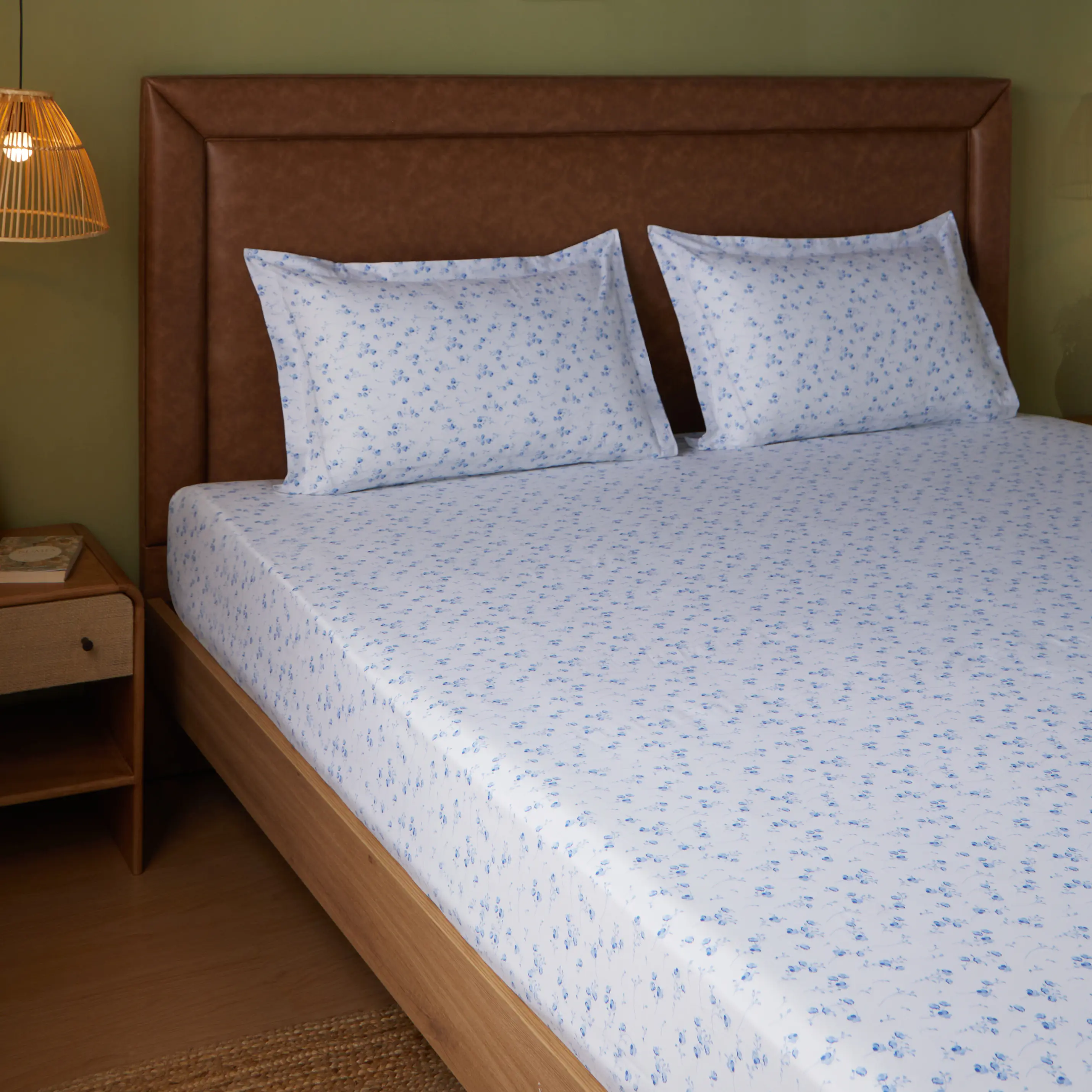 Bloomshire Classic | Everyday Charm Printed Cotton Fitted Sheet Set-Salmon - Image 59