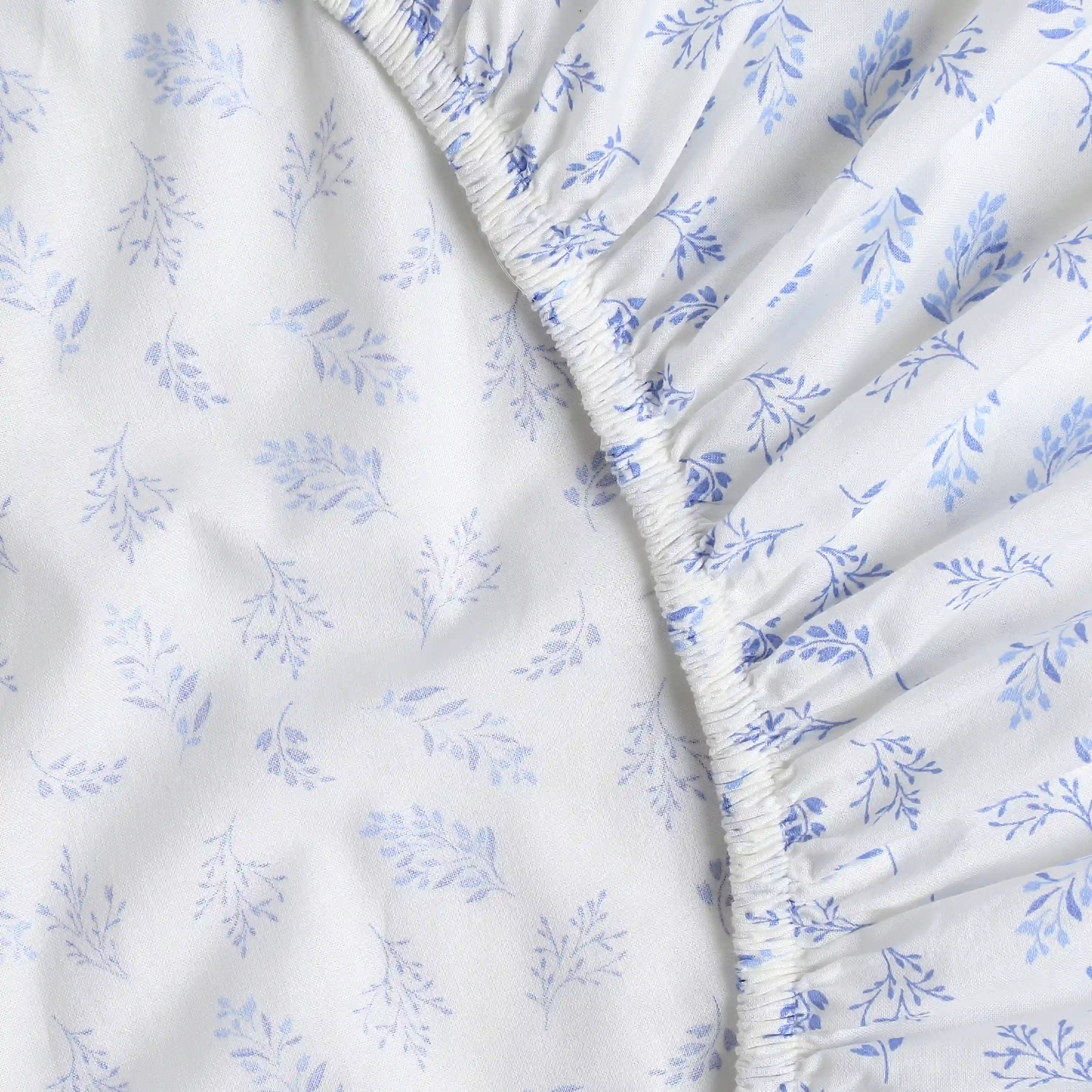 Bloomshire Classic | Everyday Charm Printed Cotton Fitted Sheet Set-Purple - Image 7