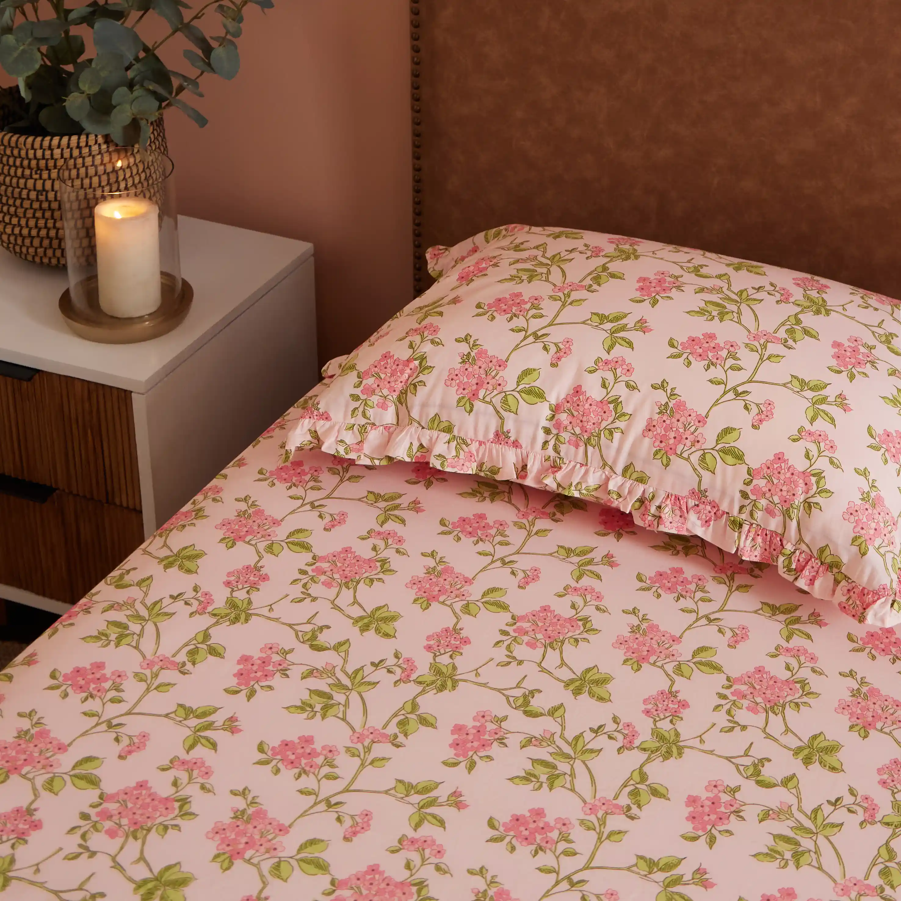 Bloomshire Luxe | Romantic Flora Printed Cotton Bedsheet Set | Pillow Cover with Frills-Pink - Image 2