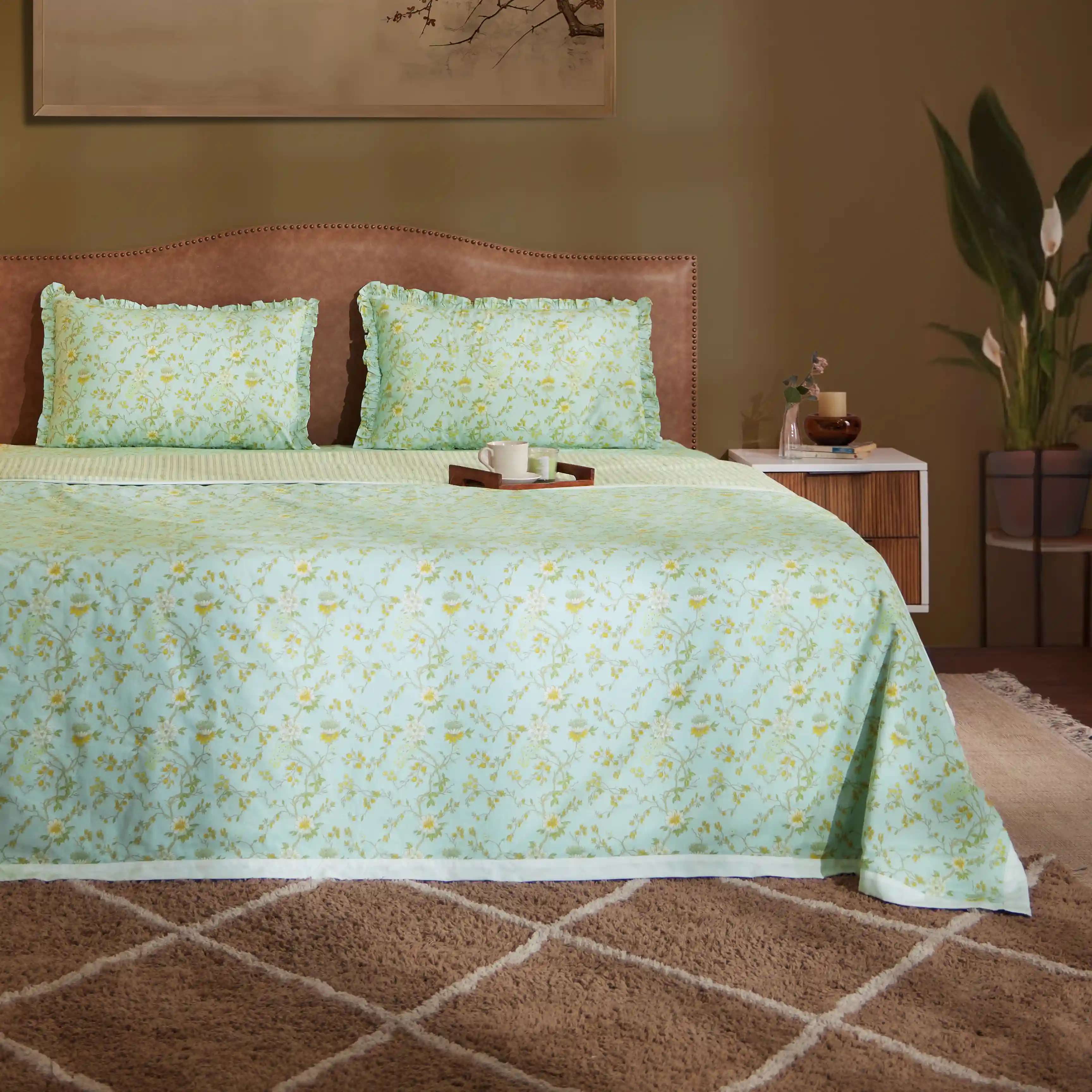 Bloomshire Luxe | Romantic Flora Printed Reversible Dohar with Super Soft Flannel Layering-Light Blue - Image 7