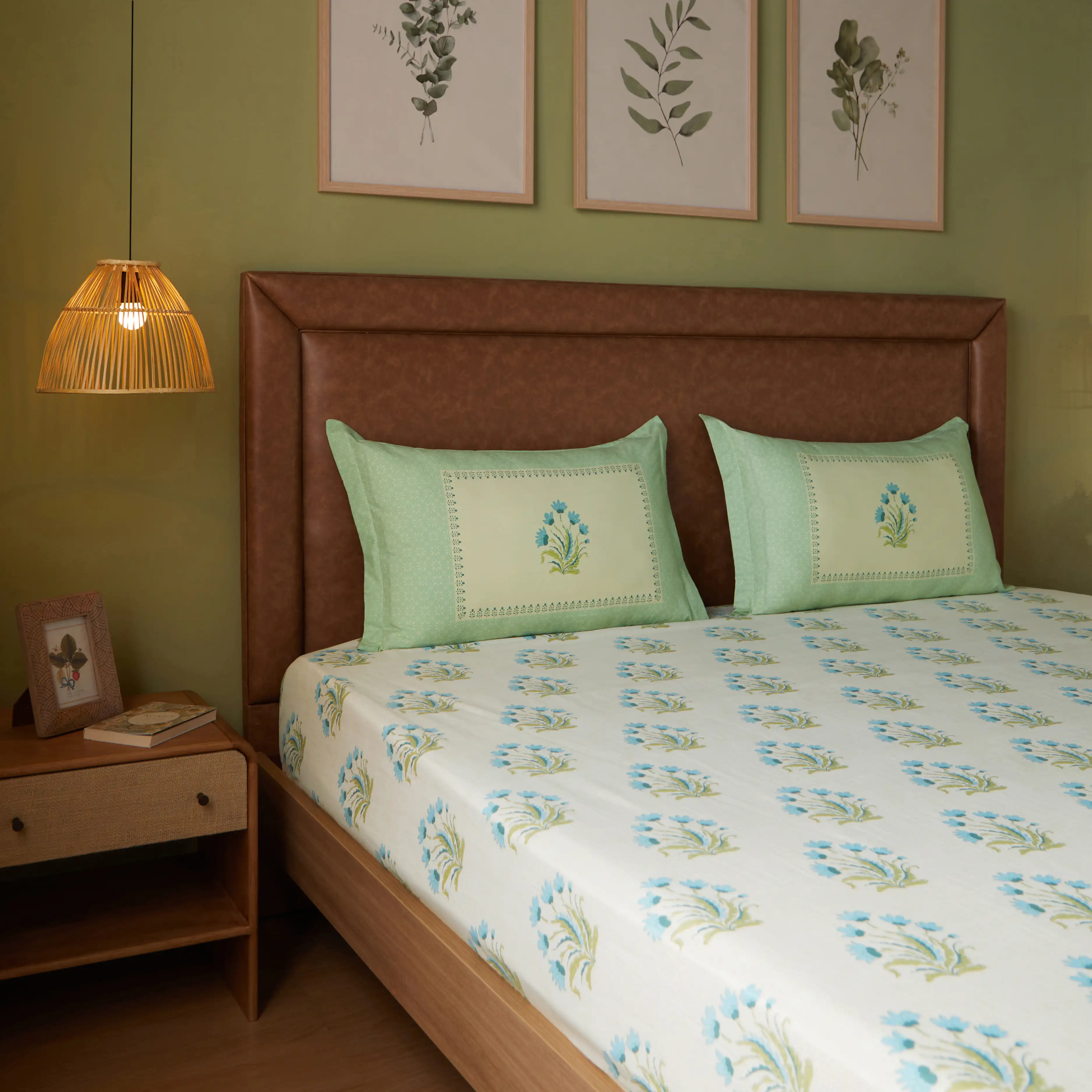 Chippa Lane | Contemporary Indian Print Design Cotton Bedsheet Set-Indian Sage - Image 11