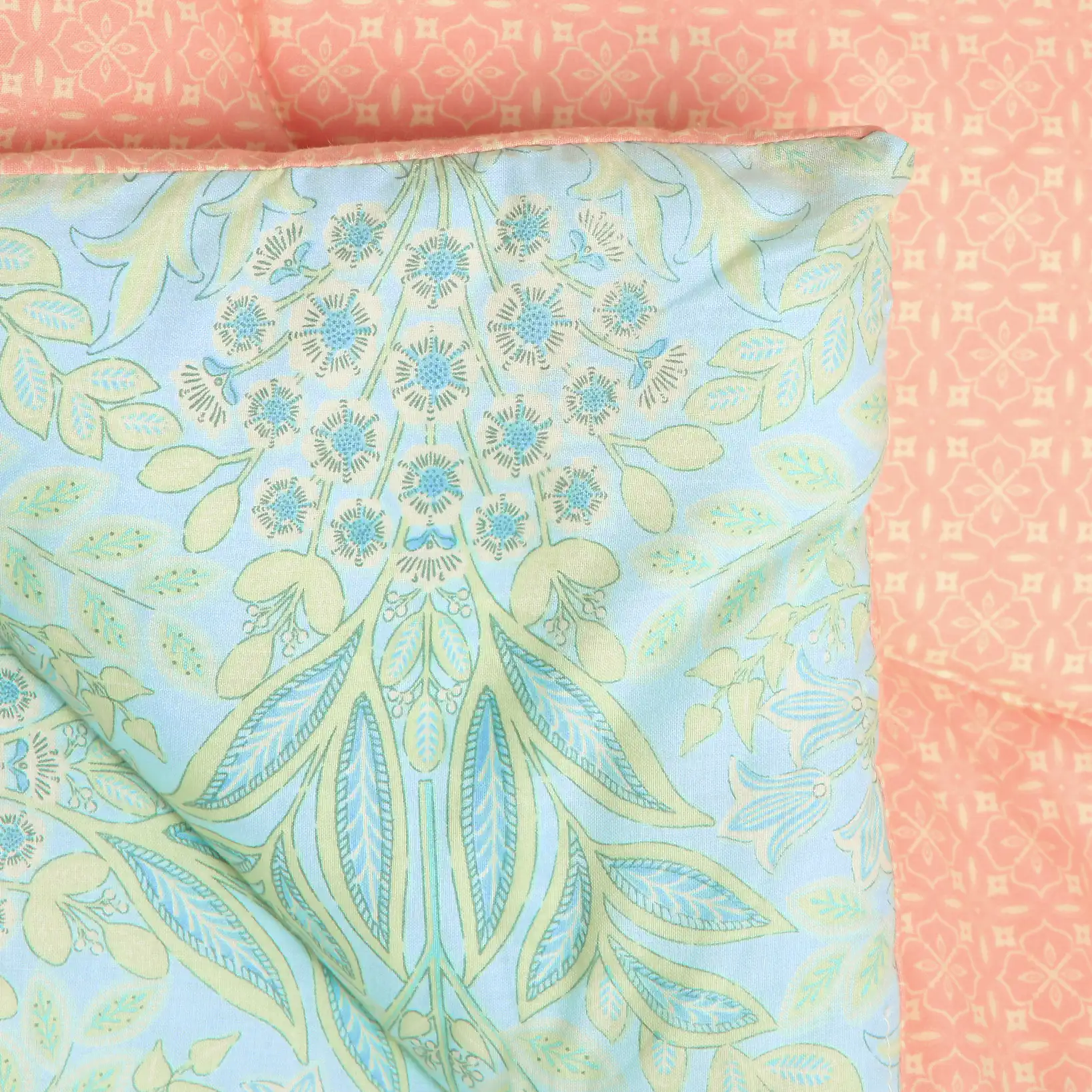 Chippa Lane | Contemporary Indian Print Design 240GSM Reversible Comforter for Extra Warmth-Sage Bloom - Image 5