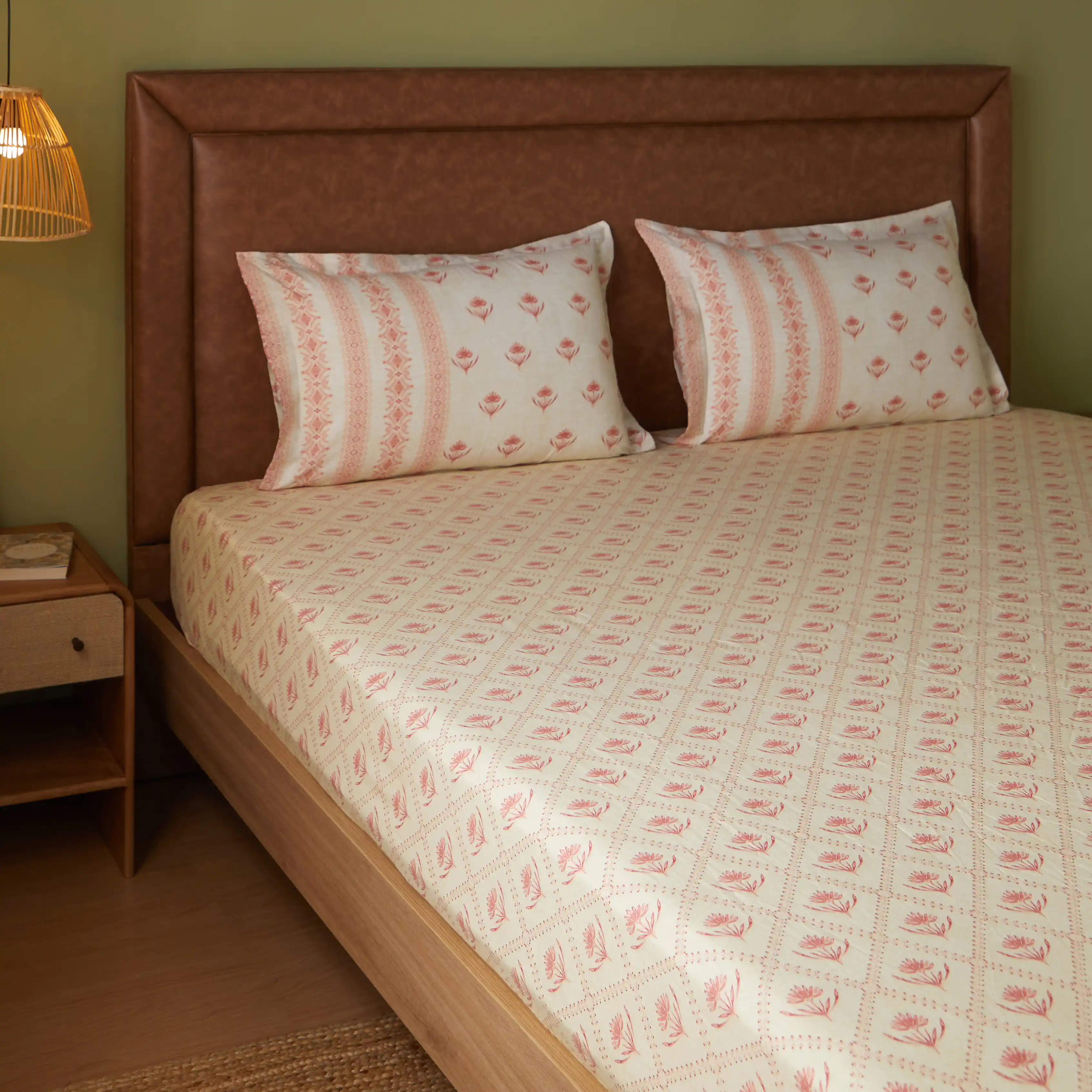 Chippa Lane | Contemporary Indian Print Design Cotton Fitted Sheet Set-Red