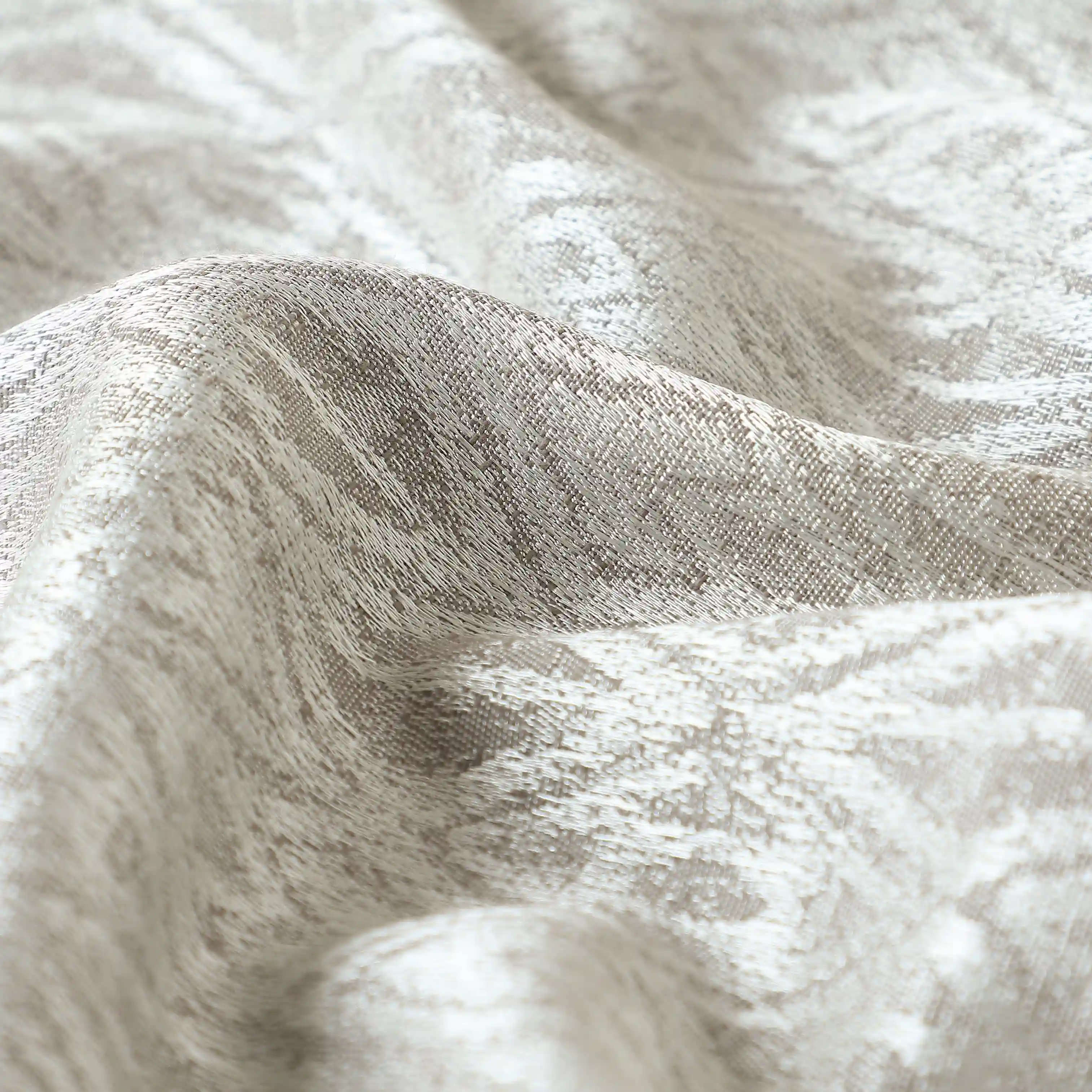 De Jacquard - Classic Set Of 2 Jacquard Readymade Curtains | Cozy Diamonds - Image 7