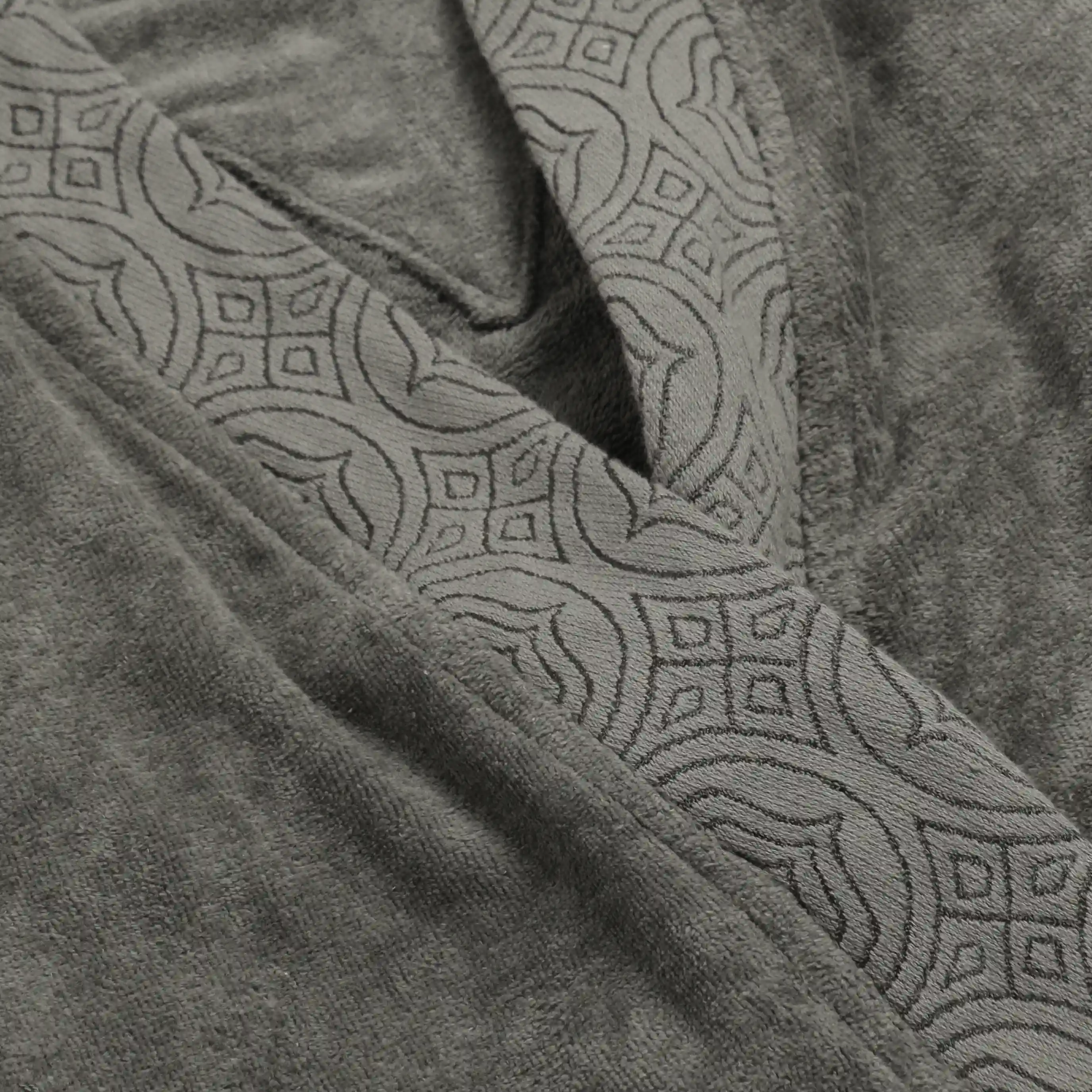 De Jacquard | Super Absorbent & Luxurious Bathrobe | With Decorative Jacquard Collar & Cuff - Image 4