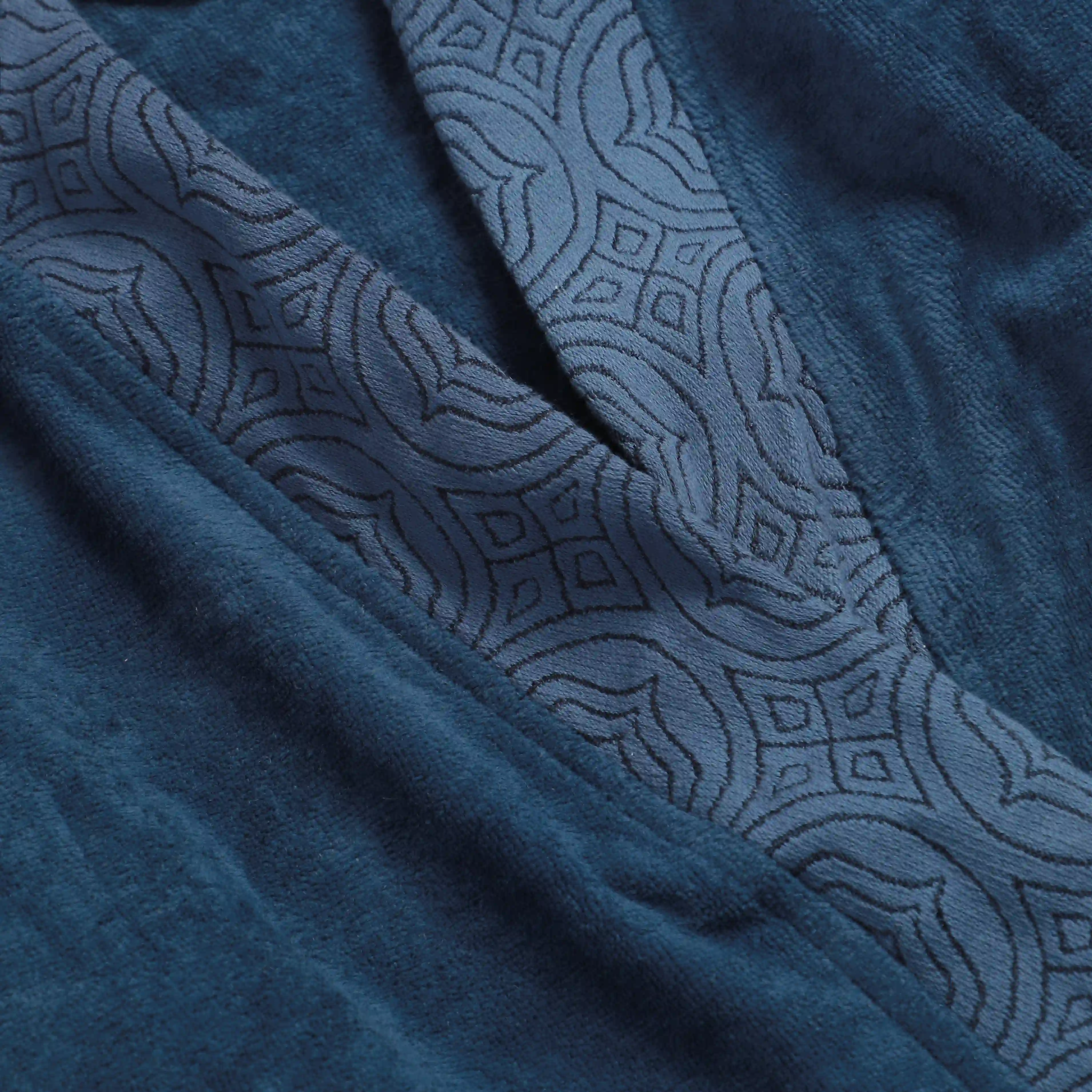 De Jacquard | Super Absorbent & Luxurious Bathrobe | With Decorative Jacquard Collar & Cuff - Image 8