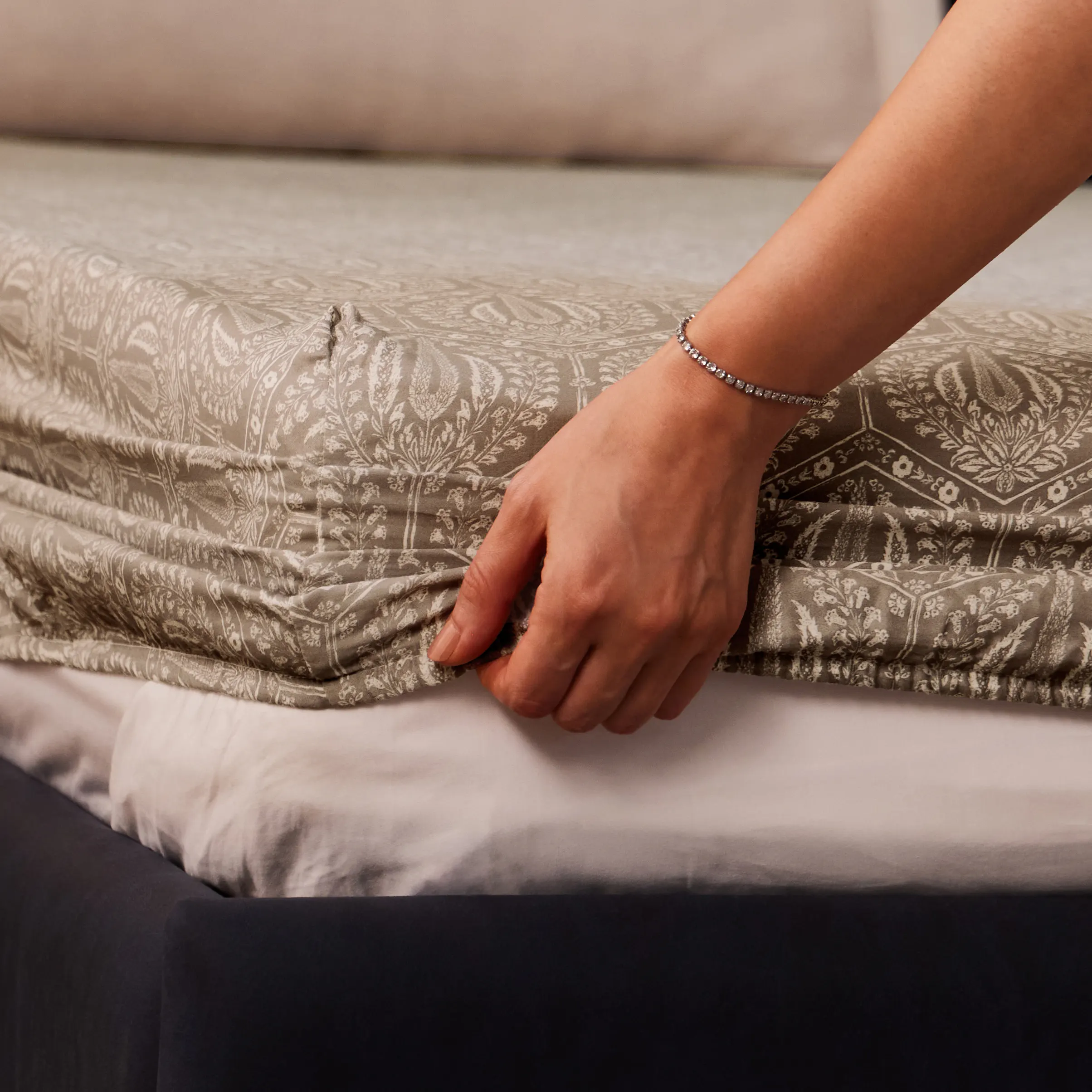 Fergana | 250TC Artistic Bohemian Printed Cotton Fitted Sheet Set | Pillow Cover with Merrow Hem Treatment - Image 11