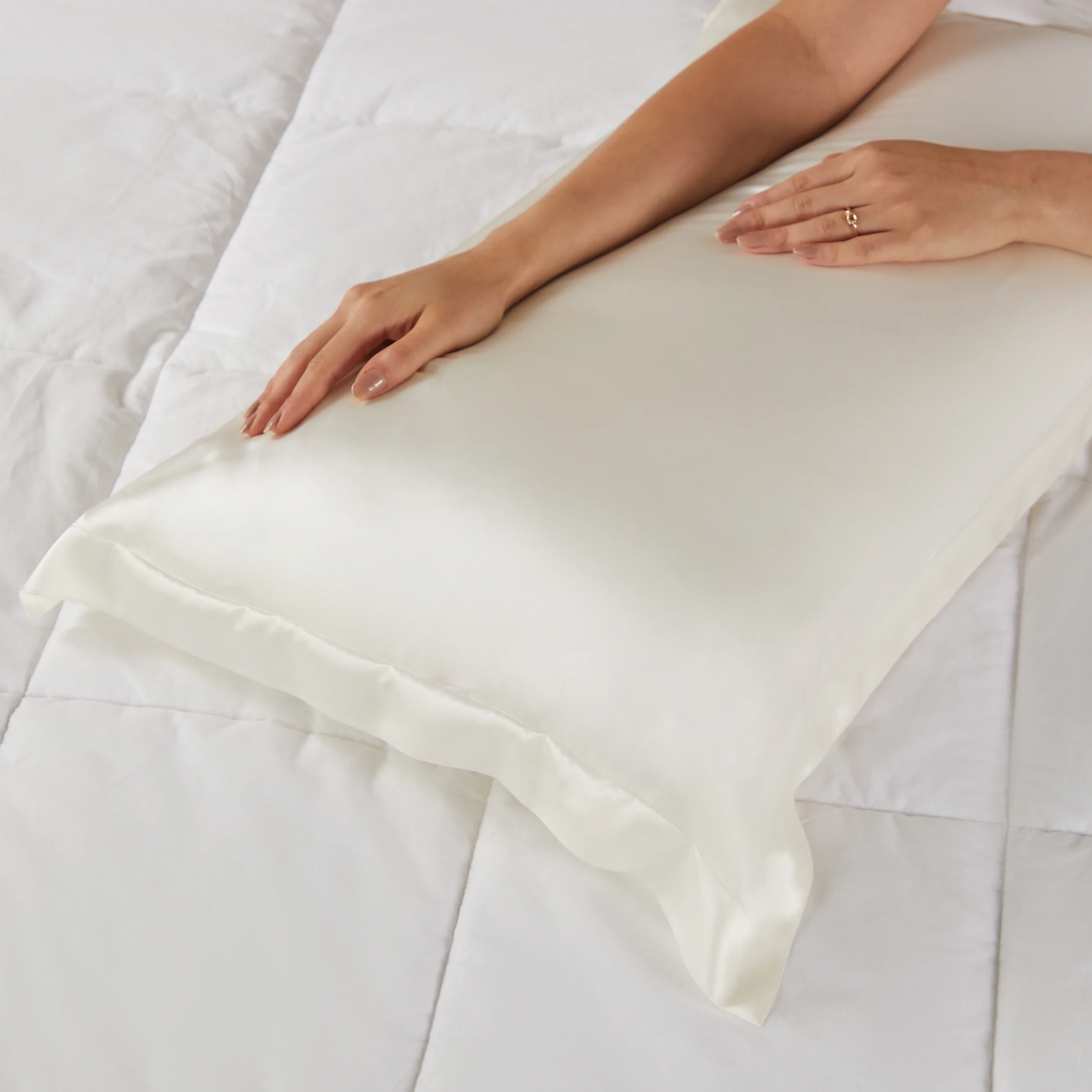 Lisseto | Luxurious & Feathery Soft Mulberry Silk Pillow Cover | Designed to Soothe Skin & Reduce Frizz - Image 25