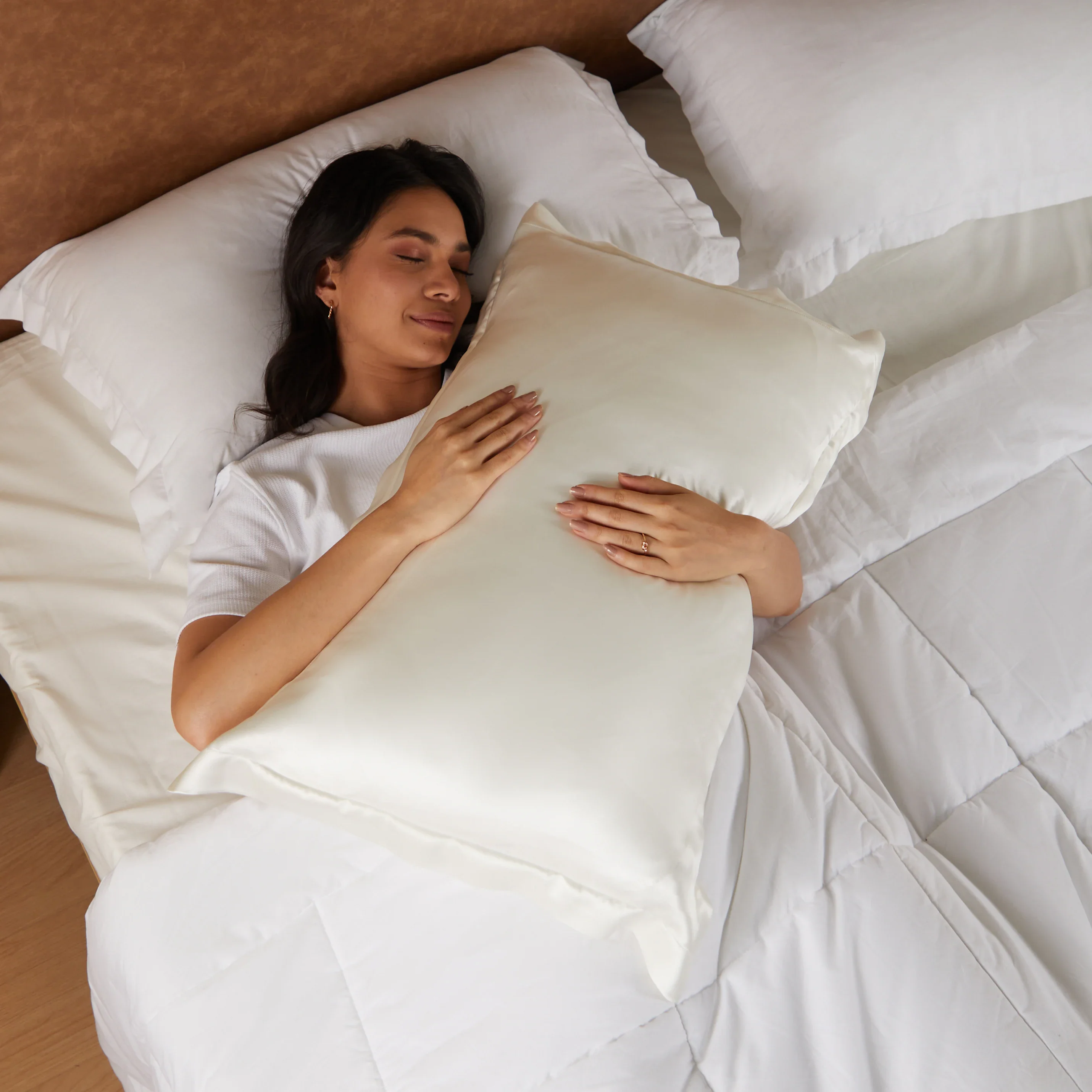 Lisseto | Luxurious & Feathery Soft Mulberry Silk Pillow Cover | Designed to Soothe Skin & Reduce Frizz - Image 30