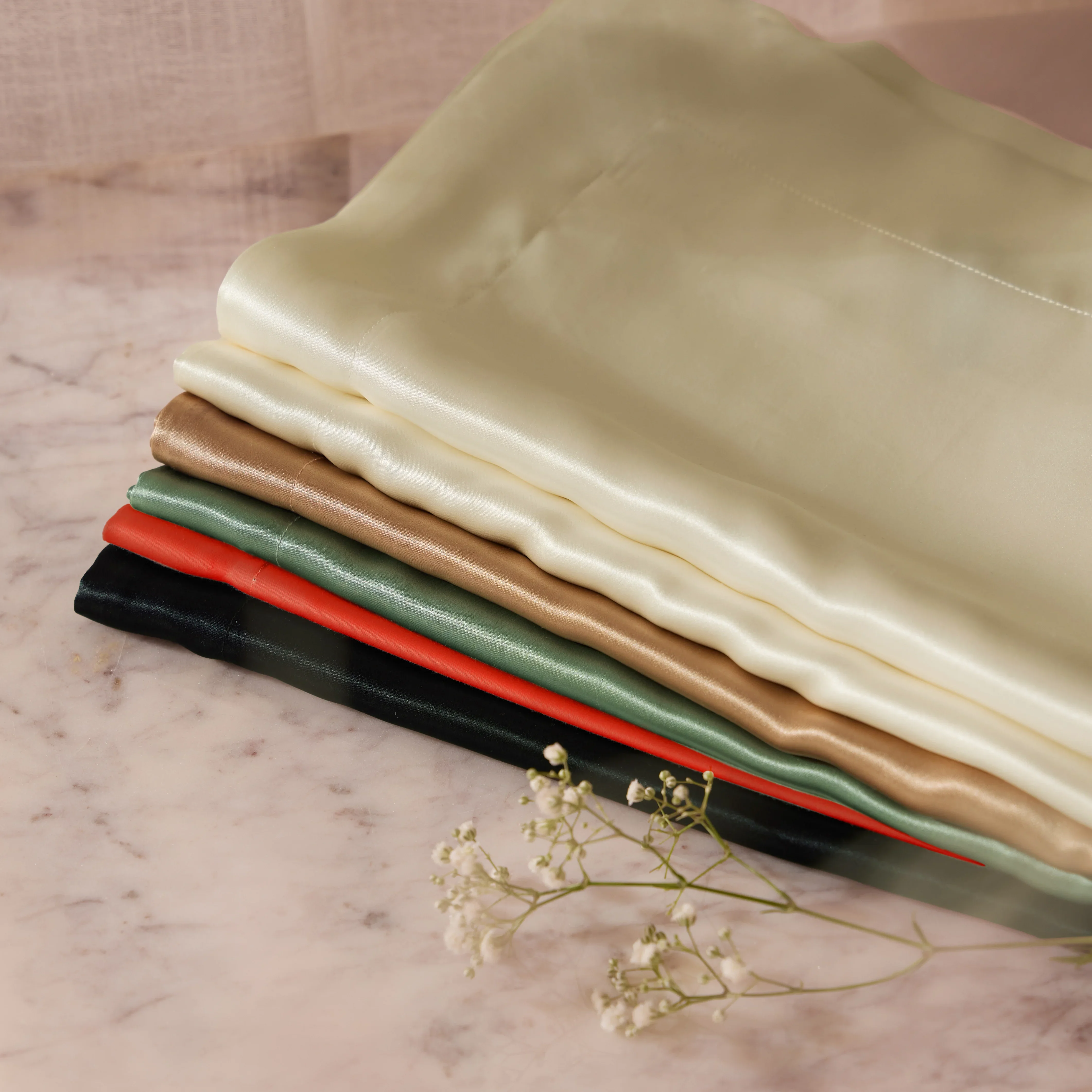 Lisseto | Luxurious & Feathery Soft Mulberry Silk Pillow Cover | Designed to Soothe Skin & Reduce Frizz - Image 8