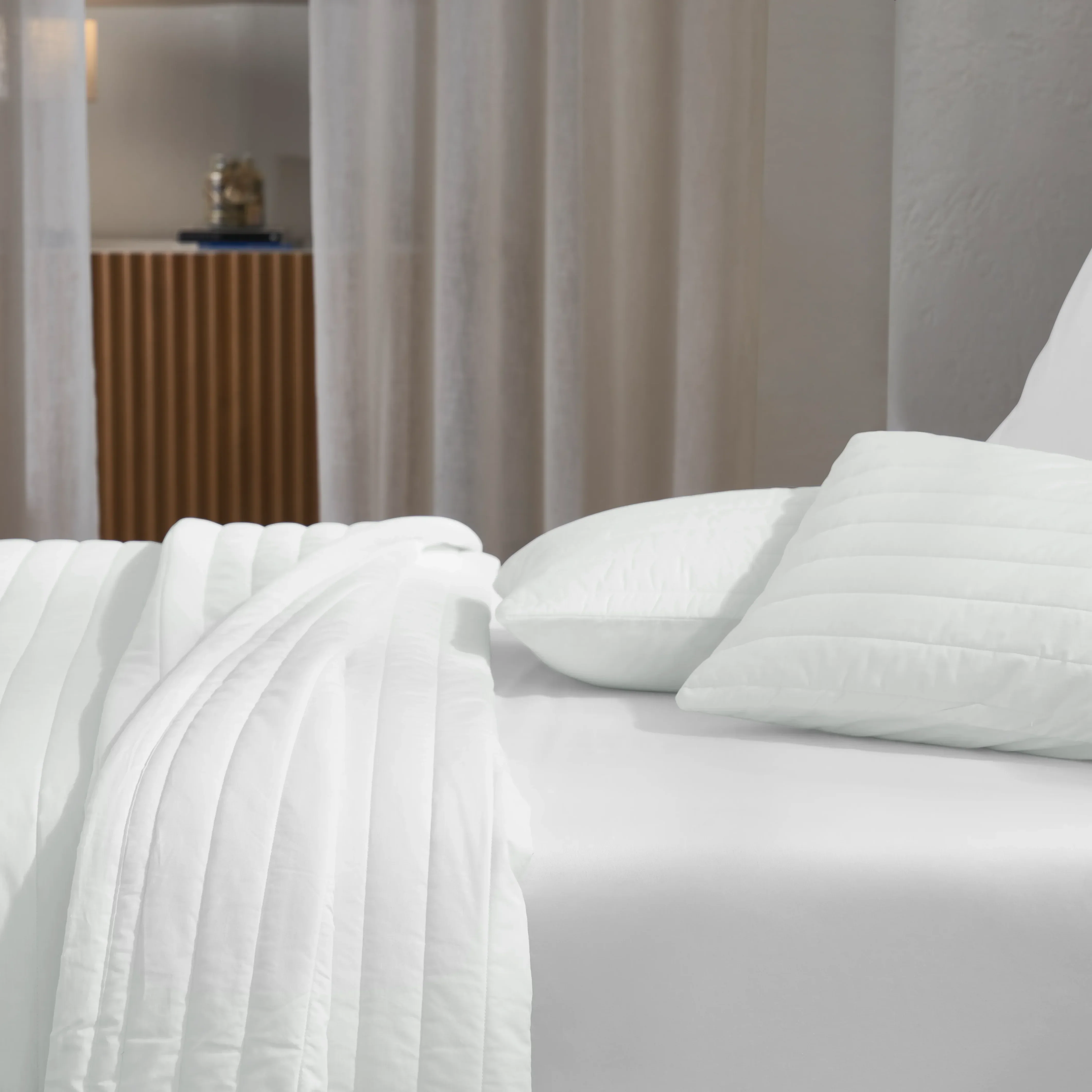Nuvola | Luxurious Solid Dyed Straight Quilted Cotton Bedcover Set - Image 4