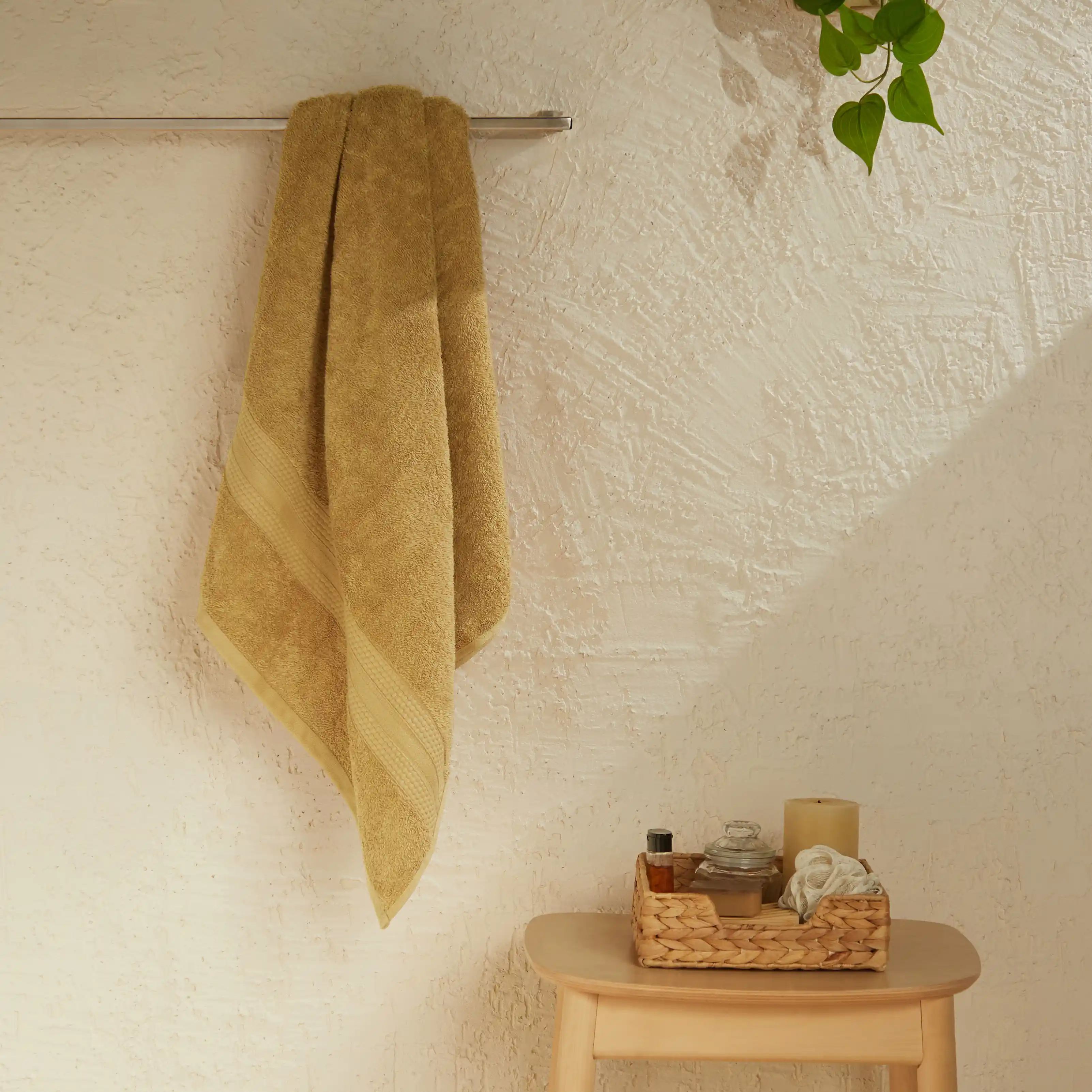 Paleto | Everyday Essentials Absorbent Ring Spun Cotton Bath Towel - Image 13