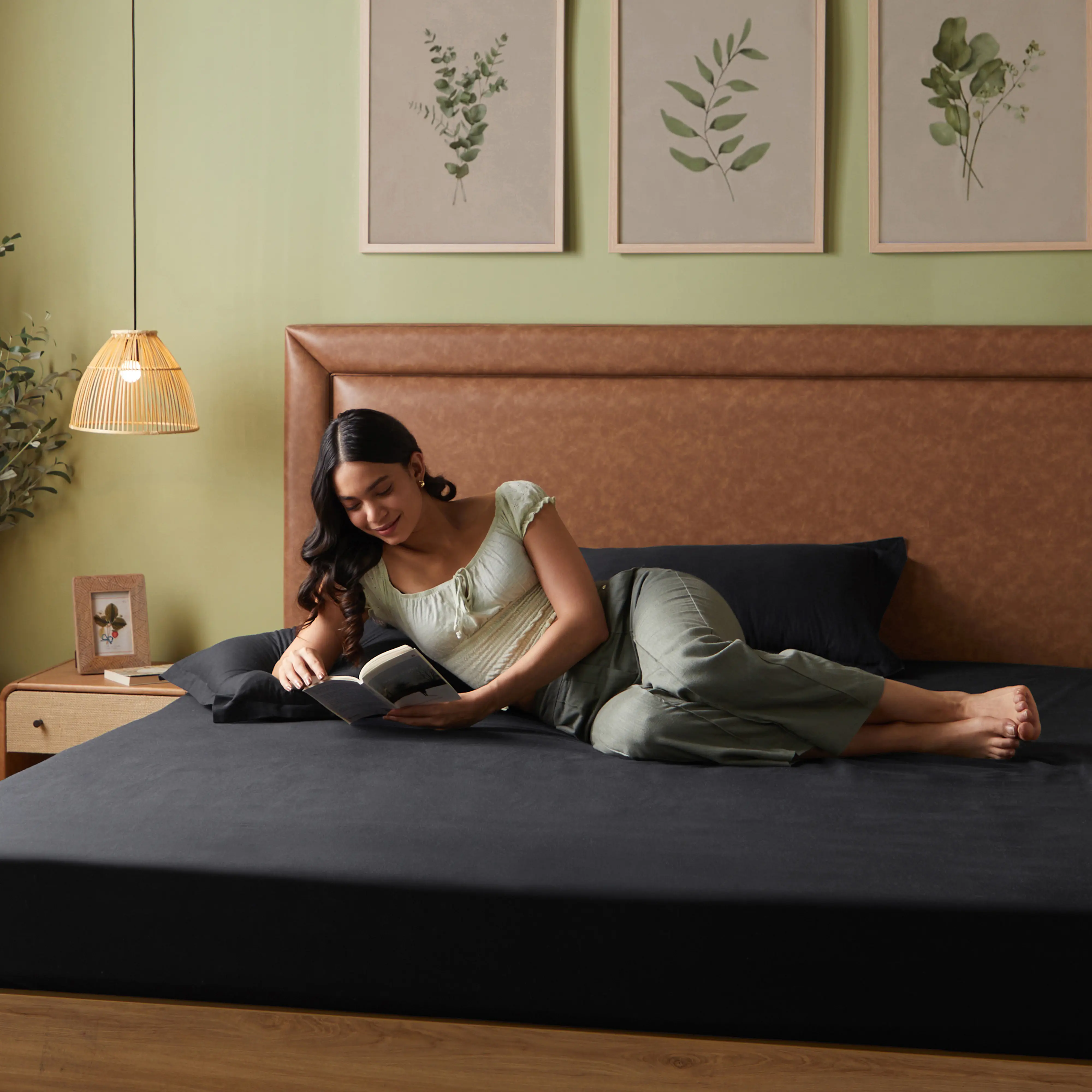 Paleto | Everyday Hues Solid Dyed Cotton Bedsheet Set-Black - Image 3