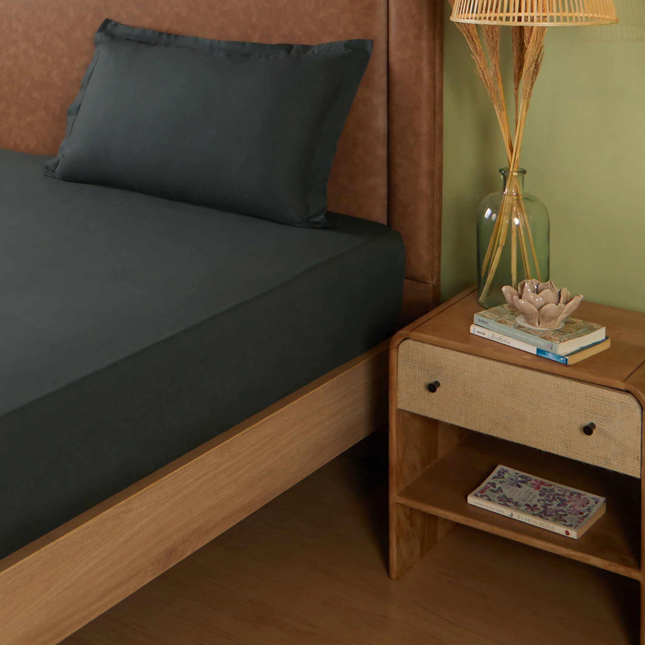 Paleto | Everyday Hues Solid Dyed Cotton Bedsheet Set-Dark Grey