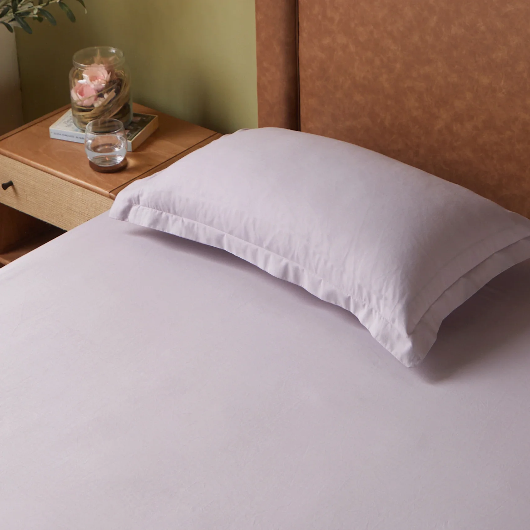 Paleto | Everyday Hues Solid Dyed Cotton Bedsheet Set-Grey Lavender - Image 2