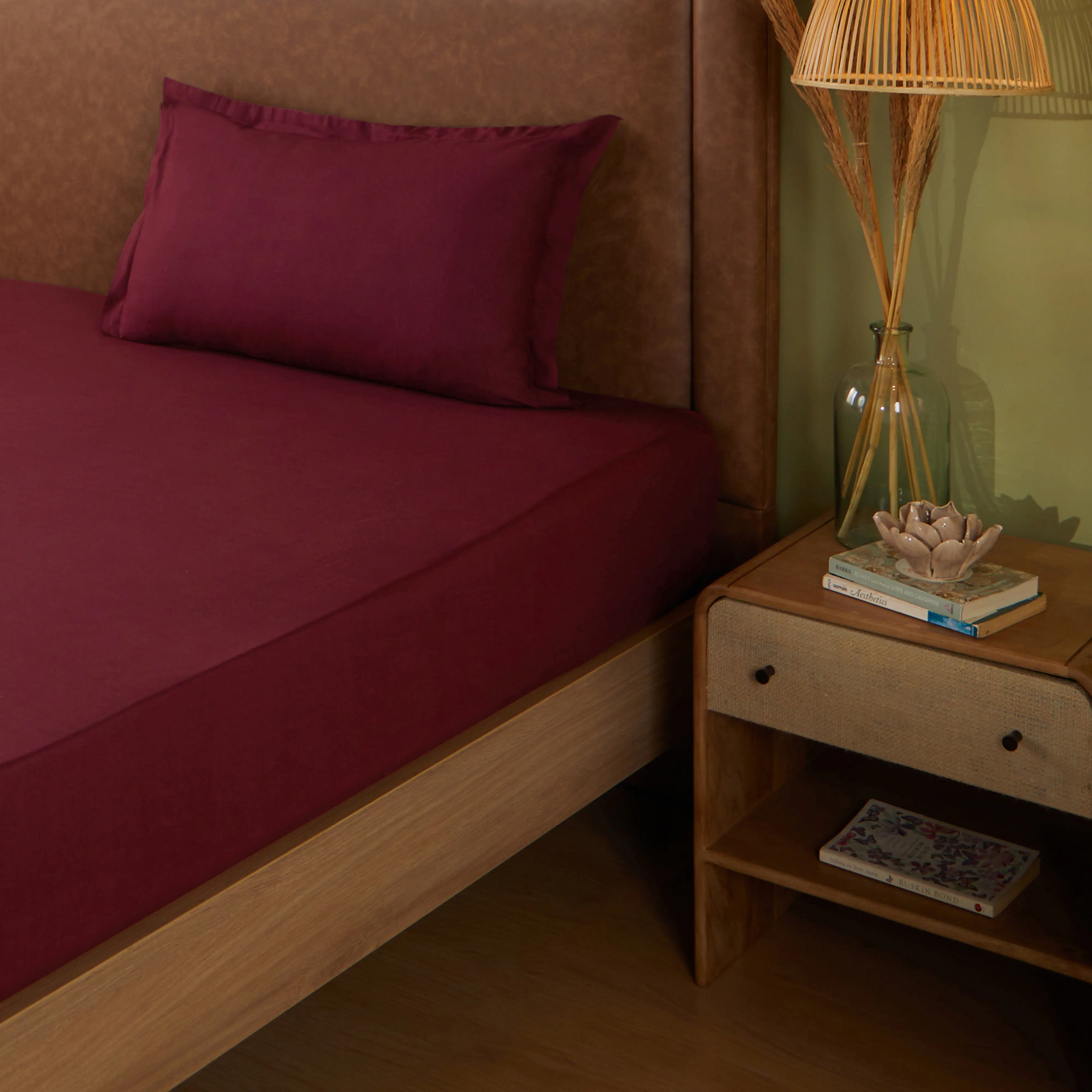 Paleto | Everyday Hues Solid Dyed Cotton Bedsheet Set-Windsor Wine