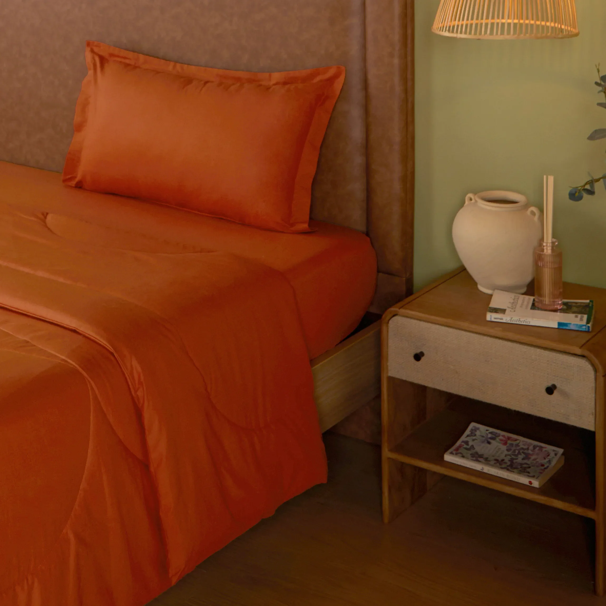 Paleto | Everyday Hues Cotton Solid Dyed 120GSM Comforter-Rust