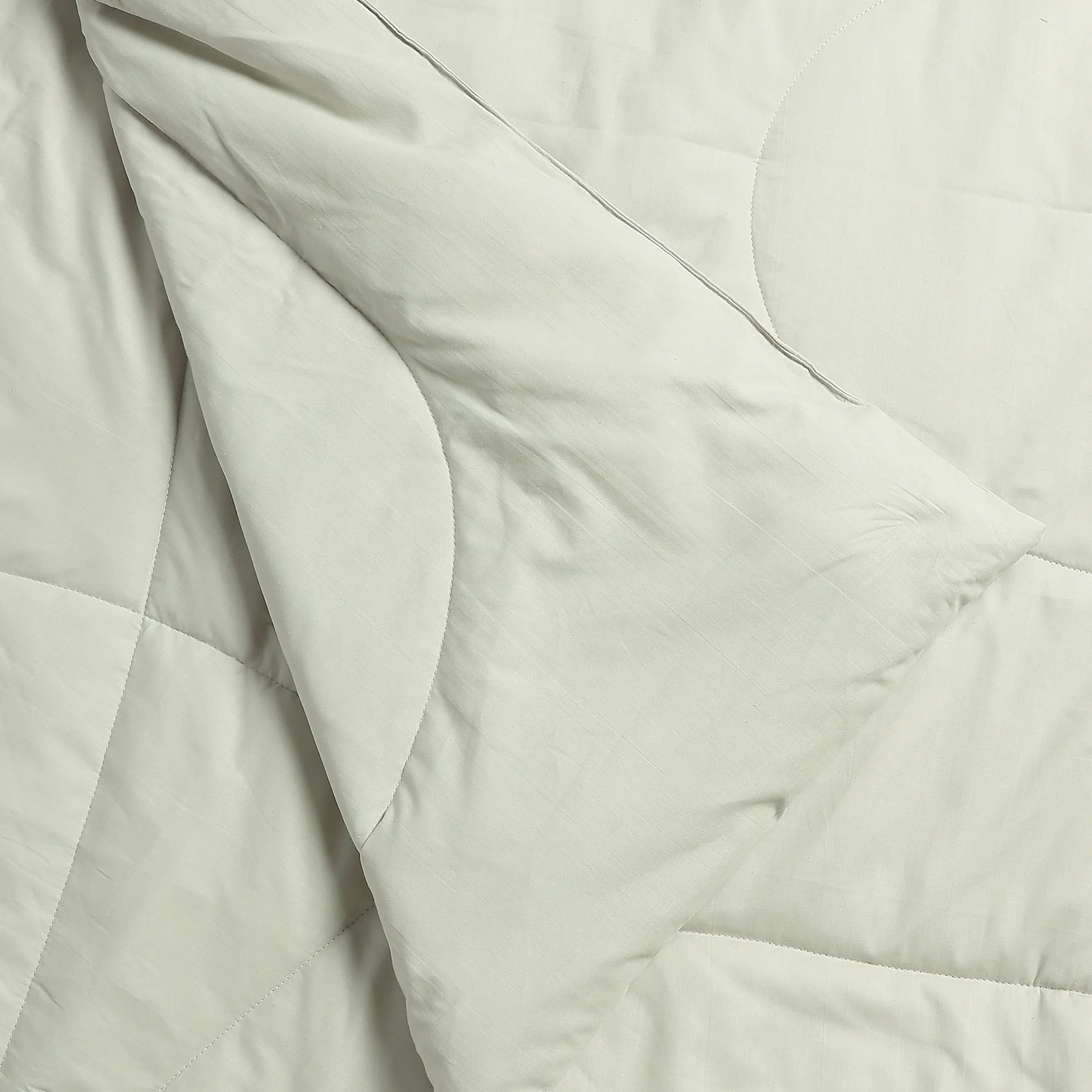 Paleto | Everyday Hues Cotton Solid Dyed 120GSM Comforter-Silver - Image 5