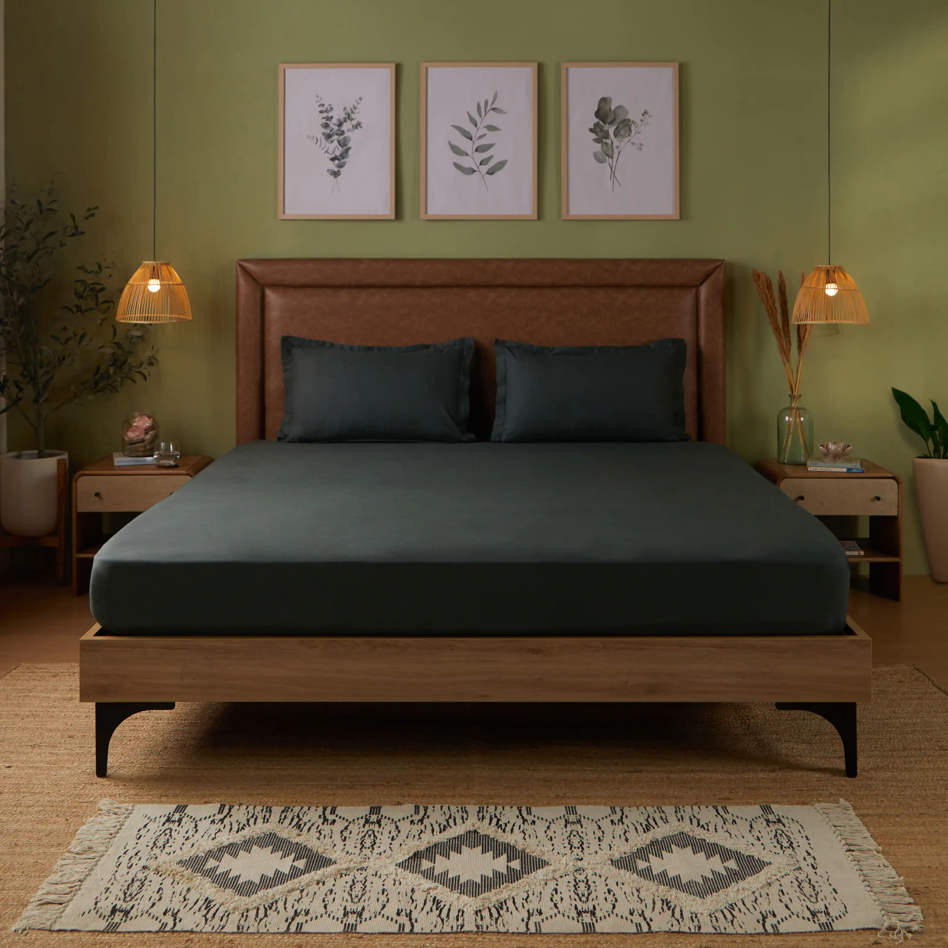 Paleto | Everyday Hues Solid Dyed Cotton Fitted Sheet Set-Dark Grey - Image 2