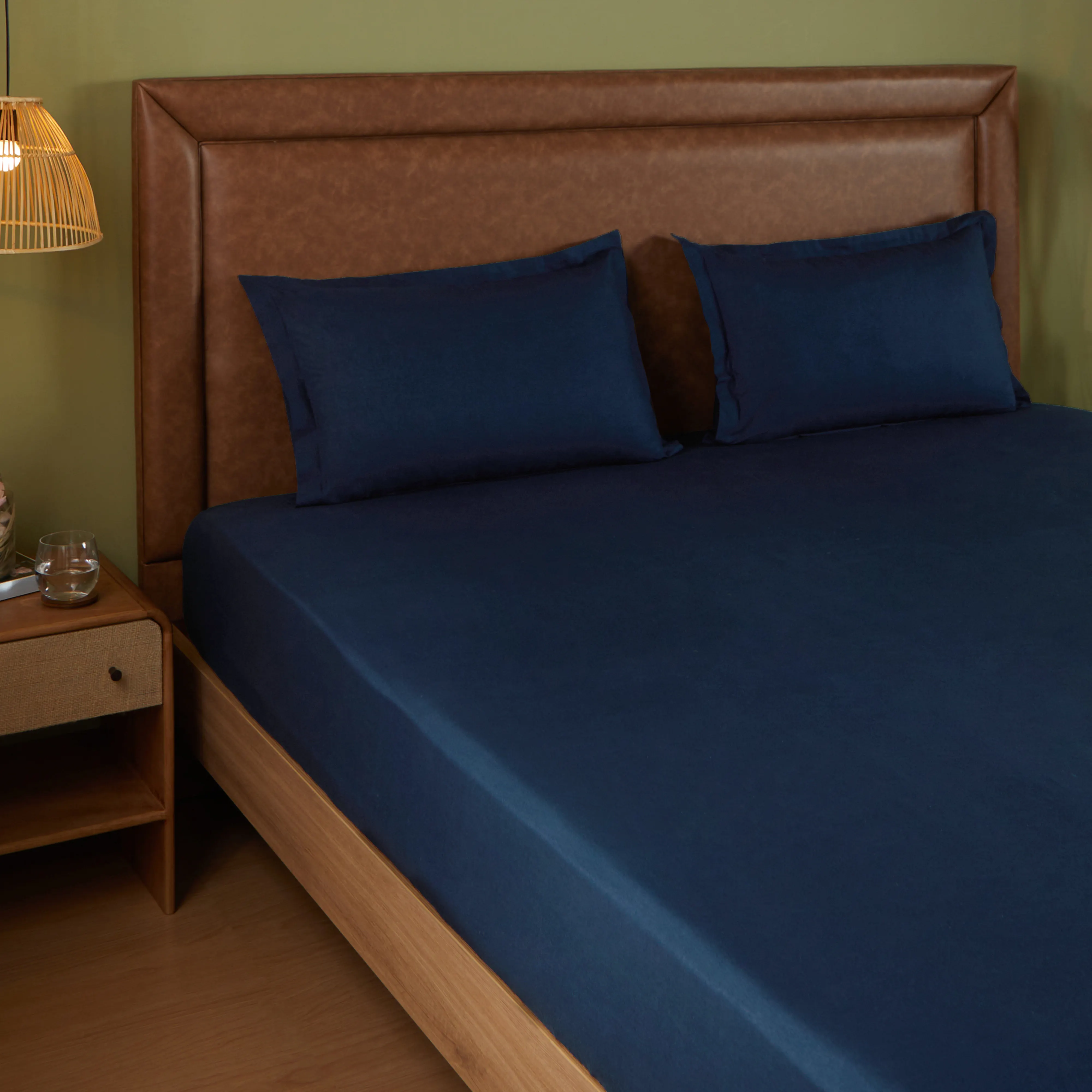 Paleto | Everyday Hues Solid Dyed Cotton Fitted Sheet Set-Navy - Image 8