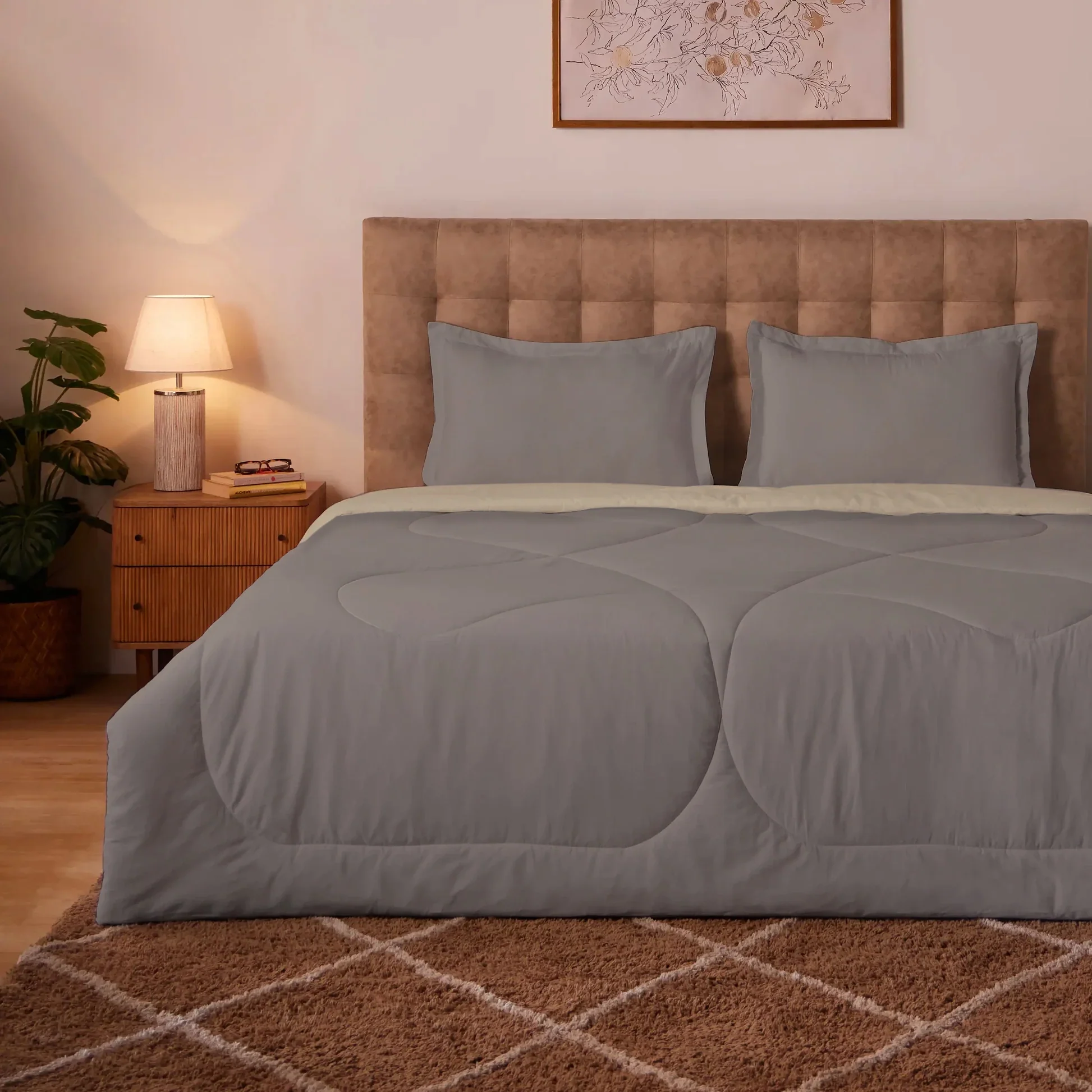 Plumelle | Extra Warm 300 GSM Reversible Premium Comforter - Beige & Brown - Image 2