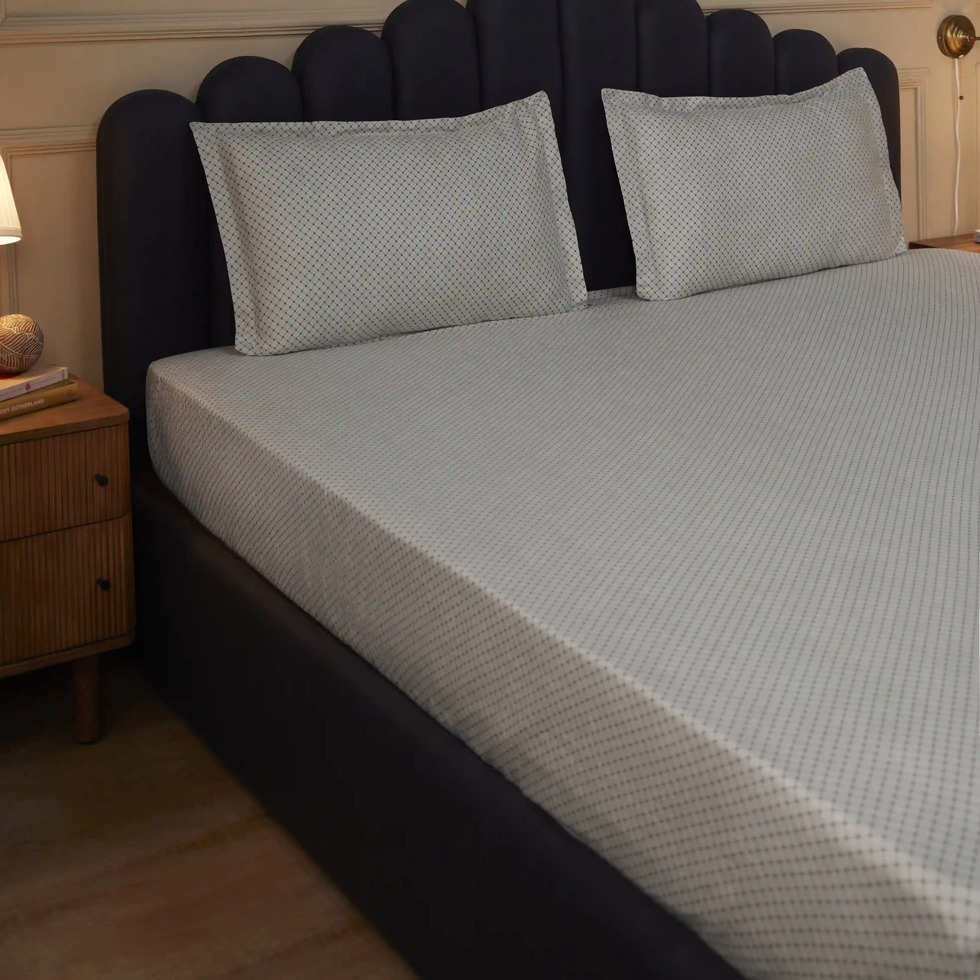 Yutori | 250 TC Modern Micro Printed Cotton Fitted Sheet Set | Pillow Cover with Merrow Hem Treatment - Image 22