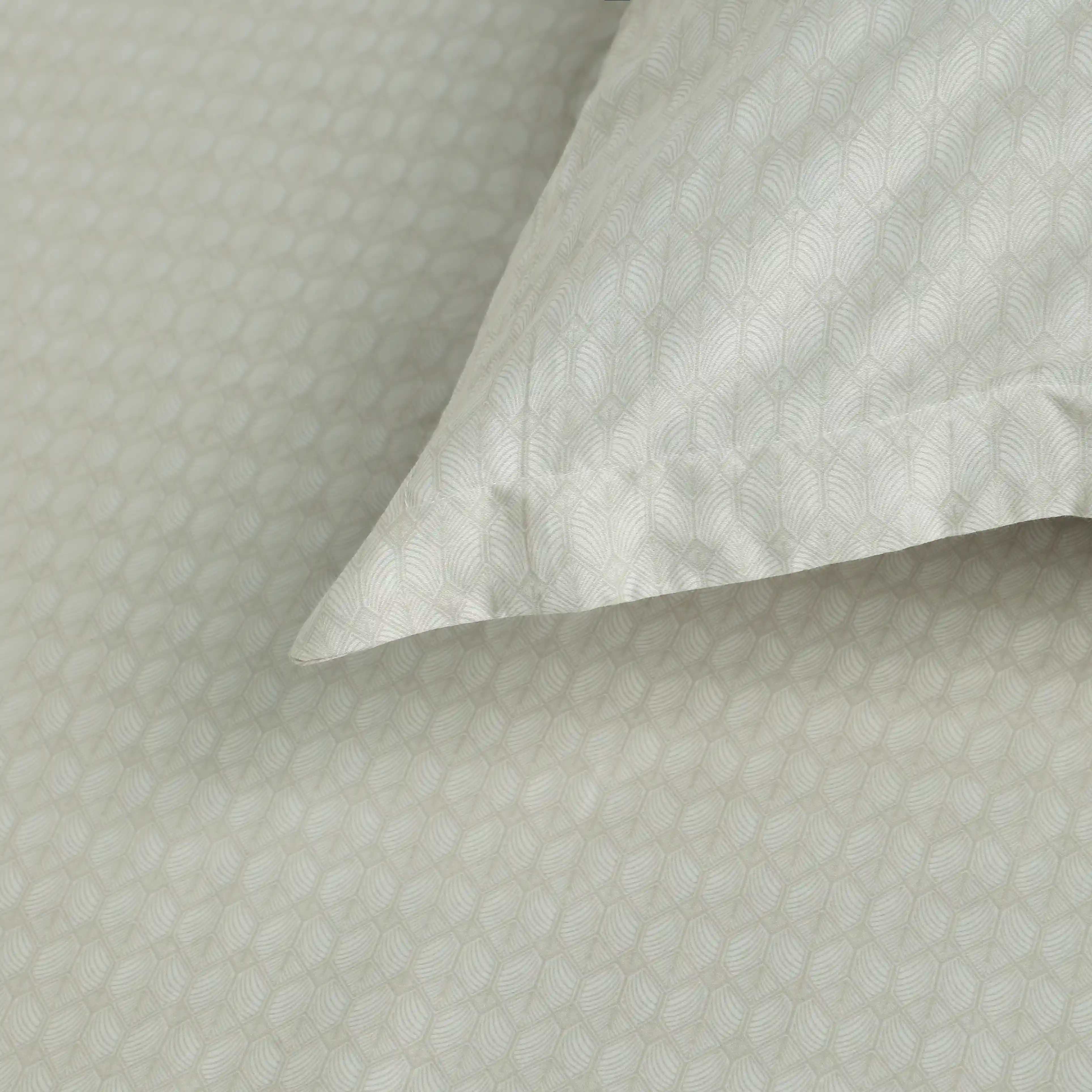 Yutori | 250 TC Modern Micro Printed Cotton Fitted Sheet Set | Pillow Cover with Merrow Hem Treatment - Image 34